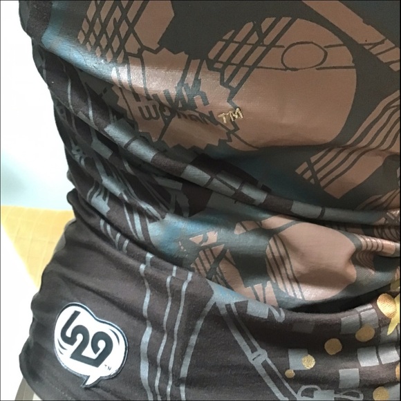 DC Comics TM Hackgirl Superman Legacy Tank Top Size Medium - Picture 5 of 11